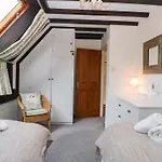 School Casa de Férias