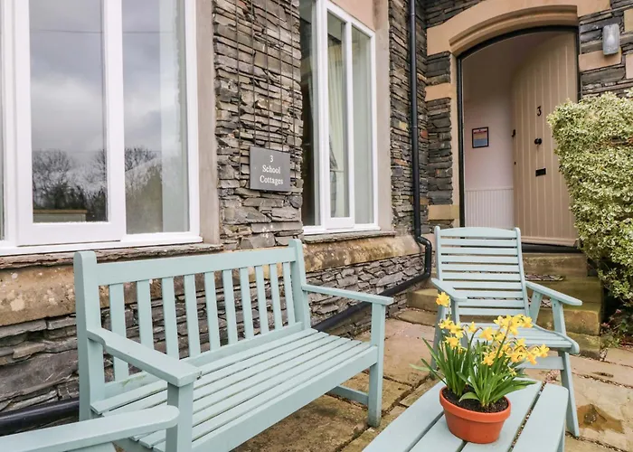 Holiday home School *