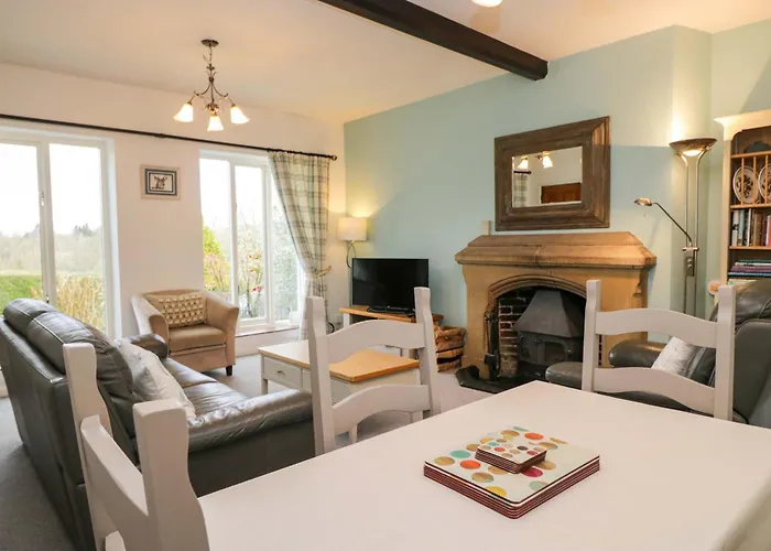 Holiday home School *