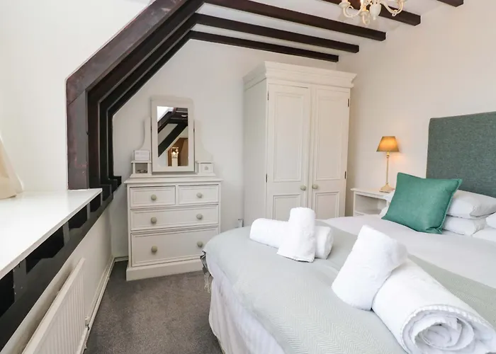 Holiday home School *